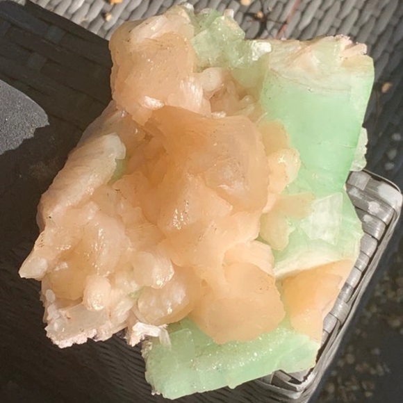 Gem Green Apophyllite w/Druzy Sparkles & Stilbite - Picture 5 of 9